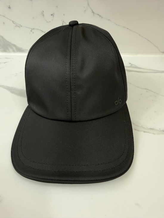 Quiet Luxury Alo Satin Baseball Cap | Adjustable Buckle Back | Like New main image 5